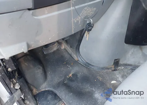 2010 Ford E-150 Commercial/Recreational from USA, damaged, VIN 1FTNE1EW6ADA91540